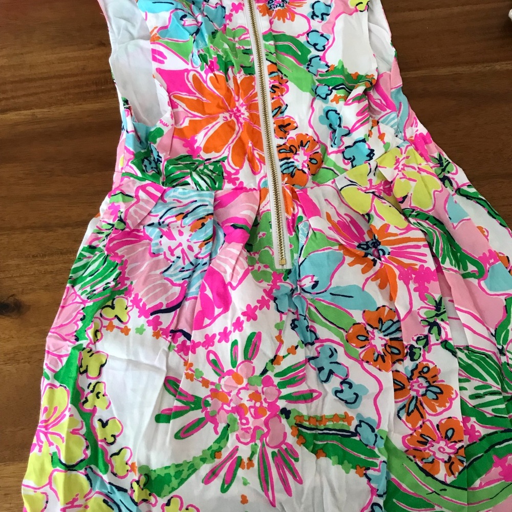 Lilly Pulitzer Top - Picture 2 of 2